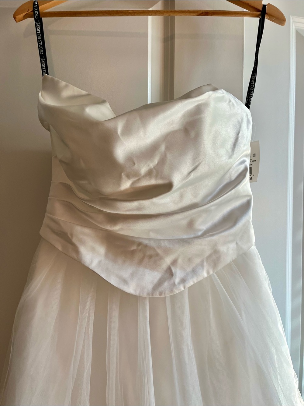 David’s Bridal Strapless Wedding Dress Size 4 NWT - Picture 10 of 12